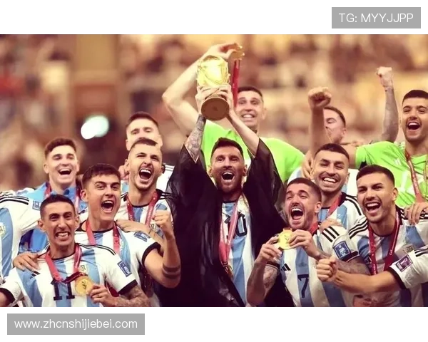 回顾世界杯足球历届冠军,揭示各国夺冠的历史变迁与荣耀时刻 回顾世界杯足球历届冠军,揭示各国夺冠的历史变迁与荣耀时刻